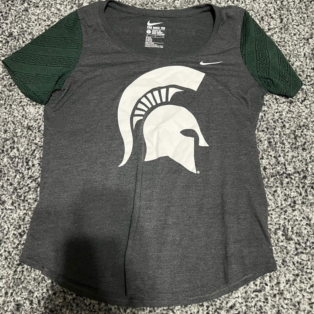 Michigan state nike tee